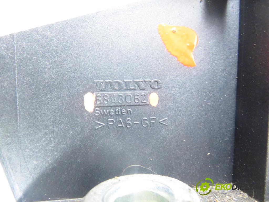 VOLVO 850 Kombi (LW) KOMBI 1997 103,00 2.5 TDI - D 5252 T 2461,00 ZVEDÁK: 6843062