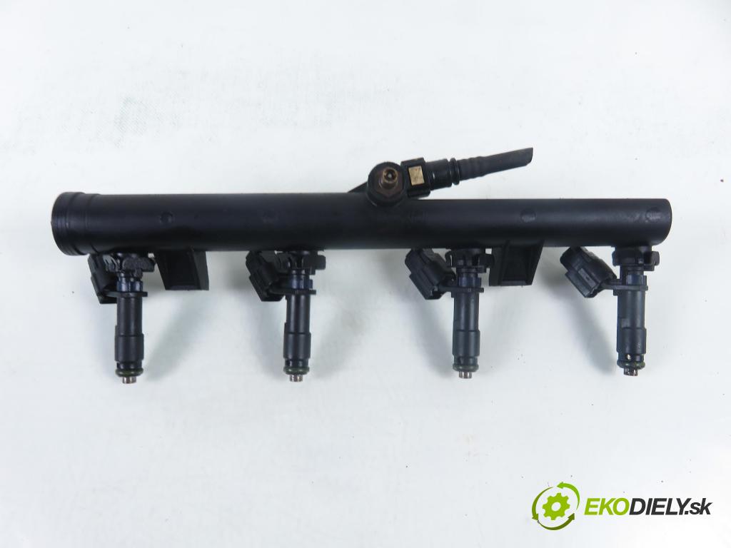 PEUGEOT 307 CC (3B) C/C 2006 0,00 2.0 16V - RFJ (EW10A) 1997,00 lišta vstřikovací 9628084680 (Vstřikovací lišta)