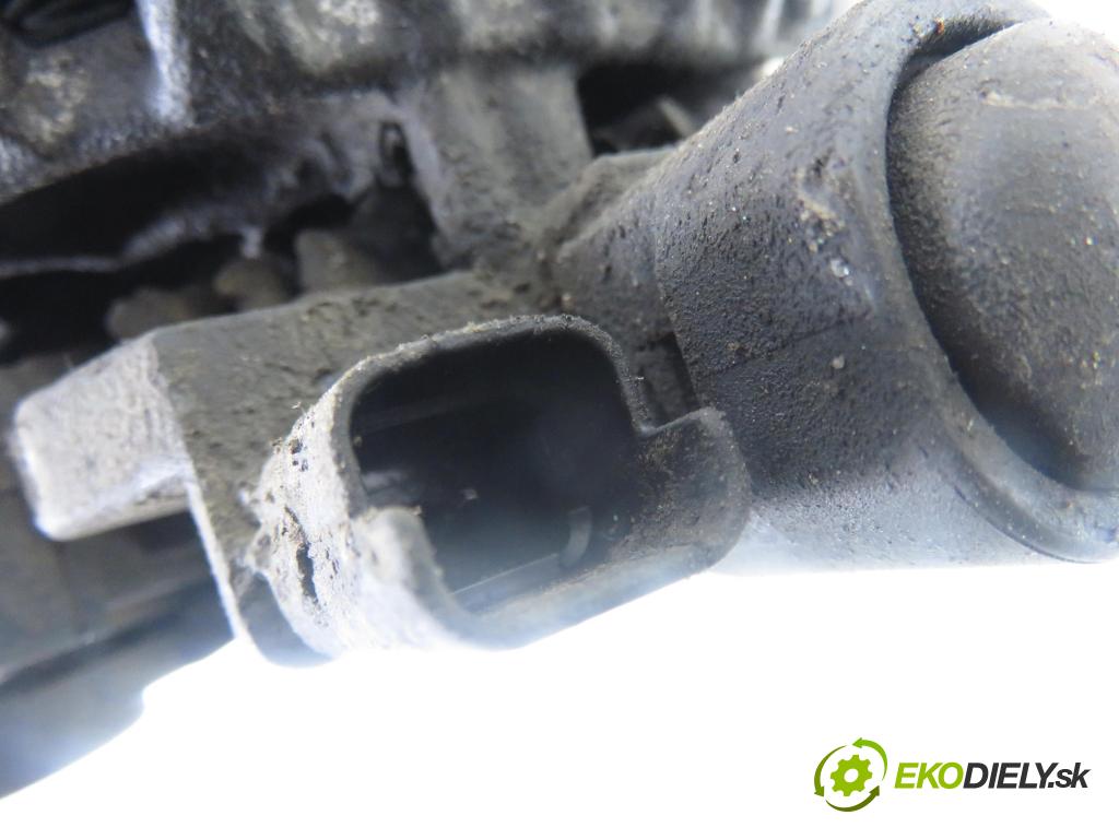 PEUGEOT PARTNER Combispace (5F) KOMBIVAN 2004 66,00 2.0 HDI - RHY (DW10TD) 1997,00 Alternátor 9646477580 (Alternátor)