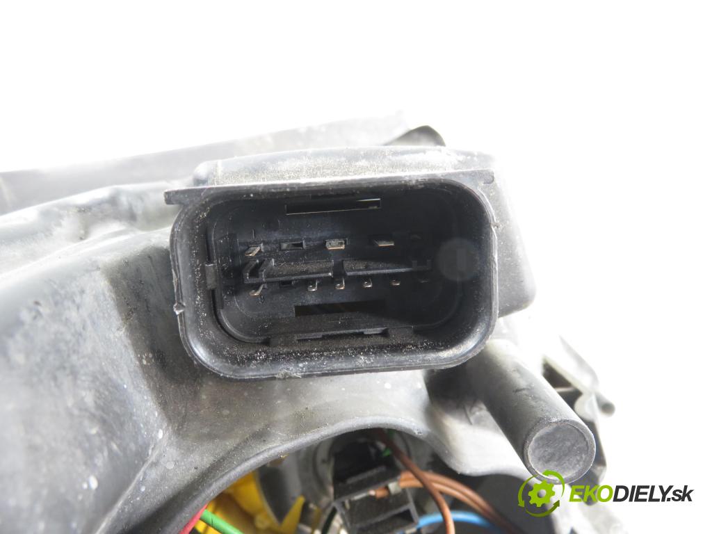 BMW 3 (E90) SEDAN 2005 95,00 318 i 129 - N46 B20 B 1995,00 Svetlo LP 6942747