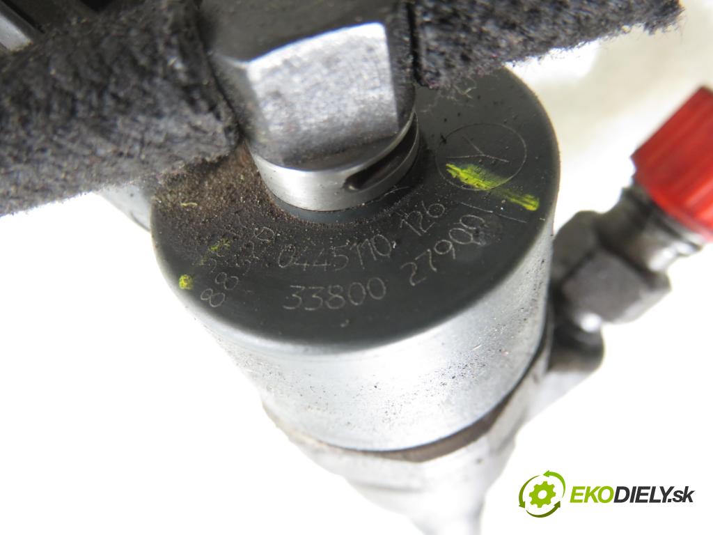 HYUNDAI TRAJET (FO) MINIVAN 2006 83,00 2.0 CRDi 113 1991,00 vstrekovač 3380027900 ; 0445110126 (Vstrekovač paliva)