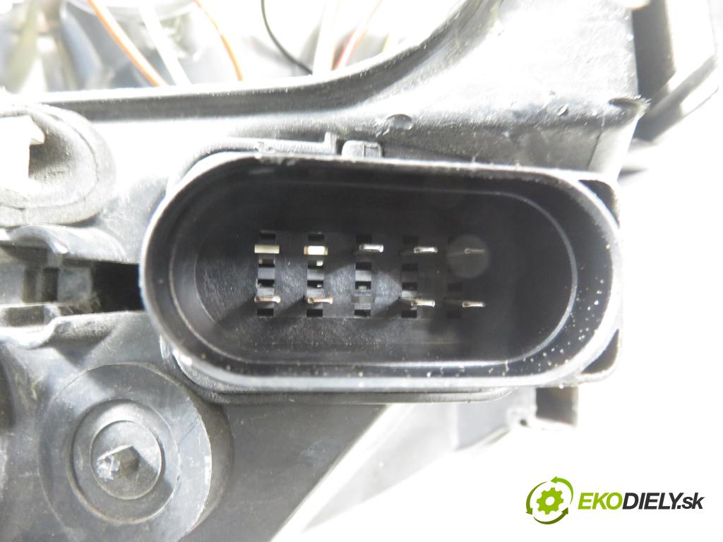 FORD FOCUS II (DA_, HCP) HB 2005 85,00 1.6 Ti - HXDA 1596,00 Svetlo LP
