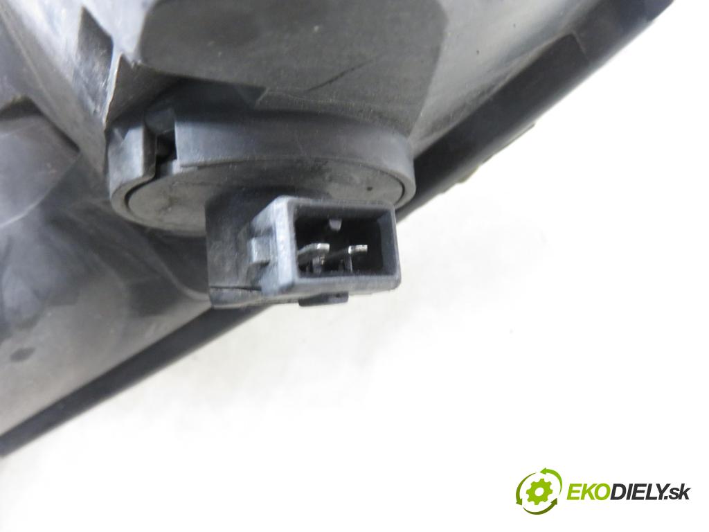 PEUGEOT 206 liftback (2A/C) HB 2007 50,00 1.4 HDi 8V 70 - 8HZ 1398,00 Svetlo PP 89901125