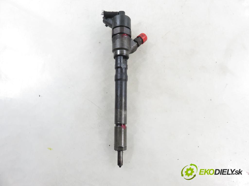 HYUNDAI TRAJET (FO) MINIVAN 2006 83,00 2.0 CRDi 113 1991,00 vstrekovač 3380027010 ; 0445110064 (Vstrekovač paliva)