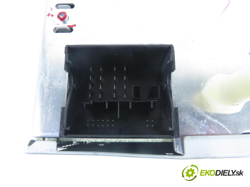 FORD KUGA I SUV 2009 100,00 2.0 TDCi 4x4 - G6DG 1997,00 RADIO CD 8V4T18C815AC