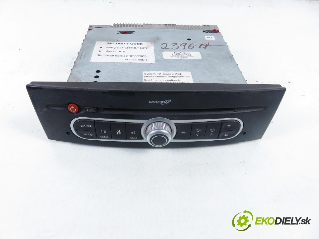 RENAULT LAGUNA II Grandtour (KG0/1_) KOMBI 2006 125,00 2.0 16V - F4R 784 1998,00 RADIO CD 8200964837