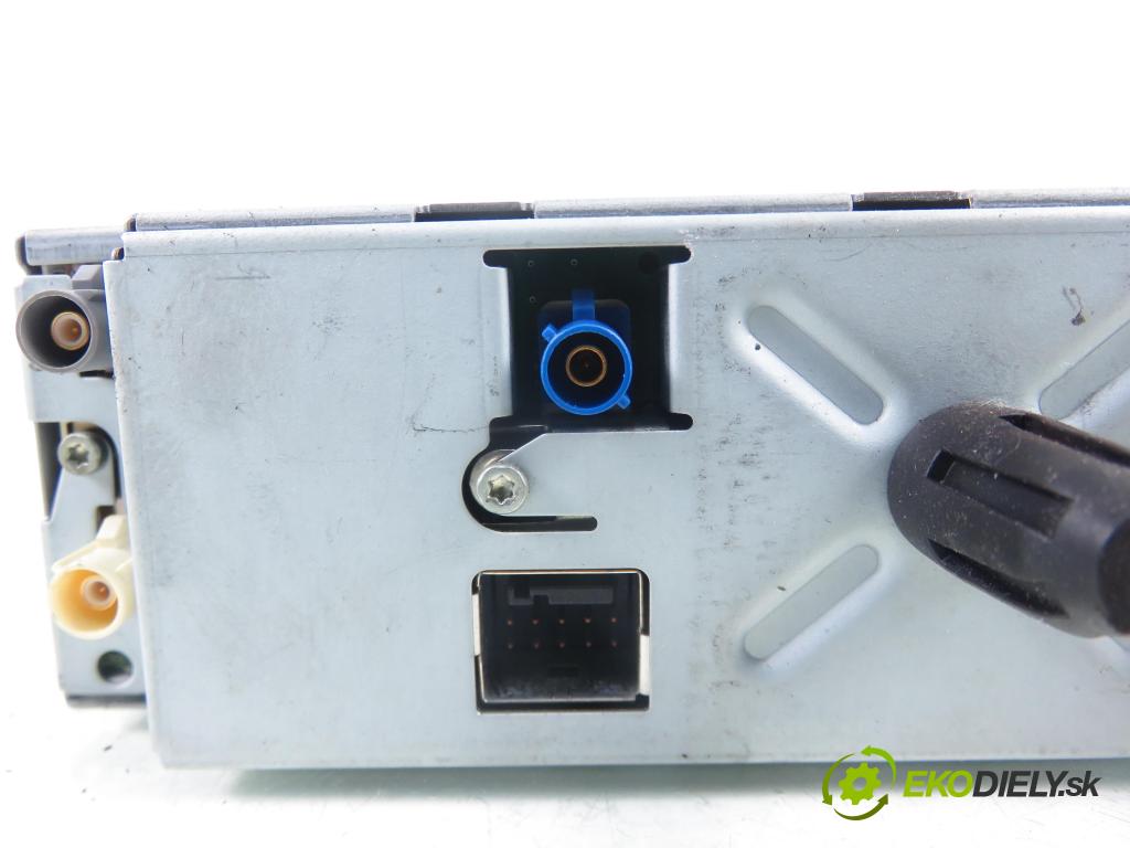 CITROEN C4 Picasso I (UD_) MINIVAN 2010 80,00 1.6 HDi 16V 109 - 9HZ 1560,00 RADIO CD 96737708XT