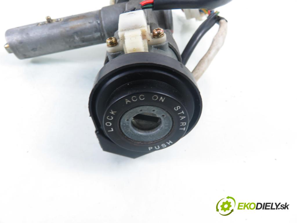 HYUNDAI SANTA FÉ I (SM) SUV 2001 83,00 2.0 CRDi 4x4 113 - D4EA 1991,00 spinačka  (Spínacia skrinka)