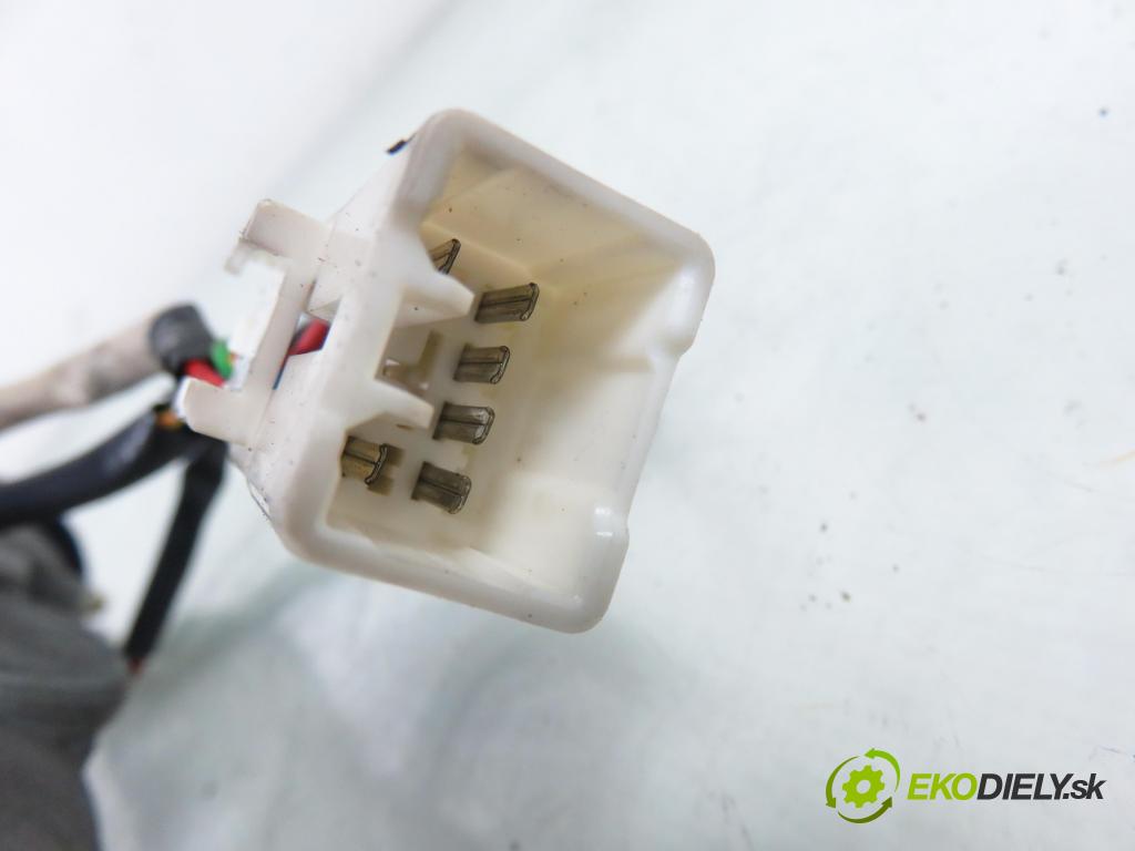 HYUNDAI SANTA FÉ I (SM) SUV 2001 83,00 2.0 CRDi 4x4 113 - D4EA 1991,00 spinačka  (Spínacia skrinka)