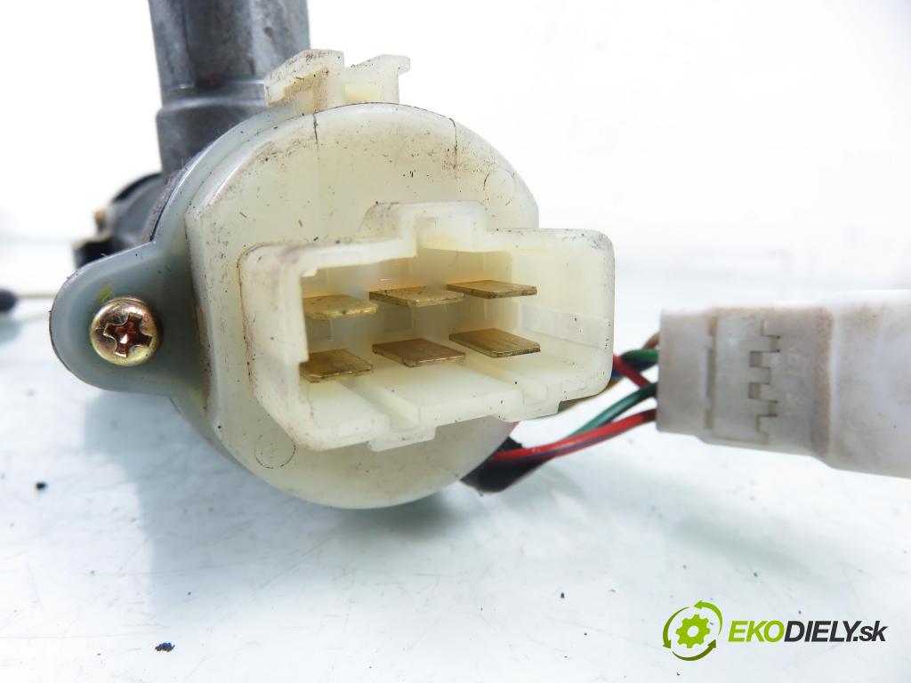 HYUNDAI SANTA FÉ I (SM) SUV 2001 83,00 2.0 CRDi 4x4 113 - D4EA 1991,00 spinačka  (Spínacia skrinka)