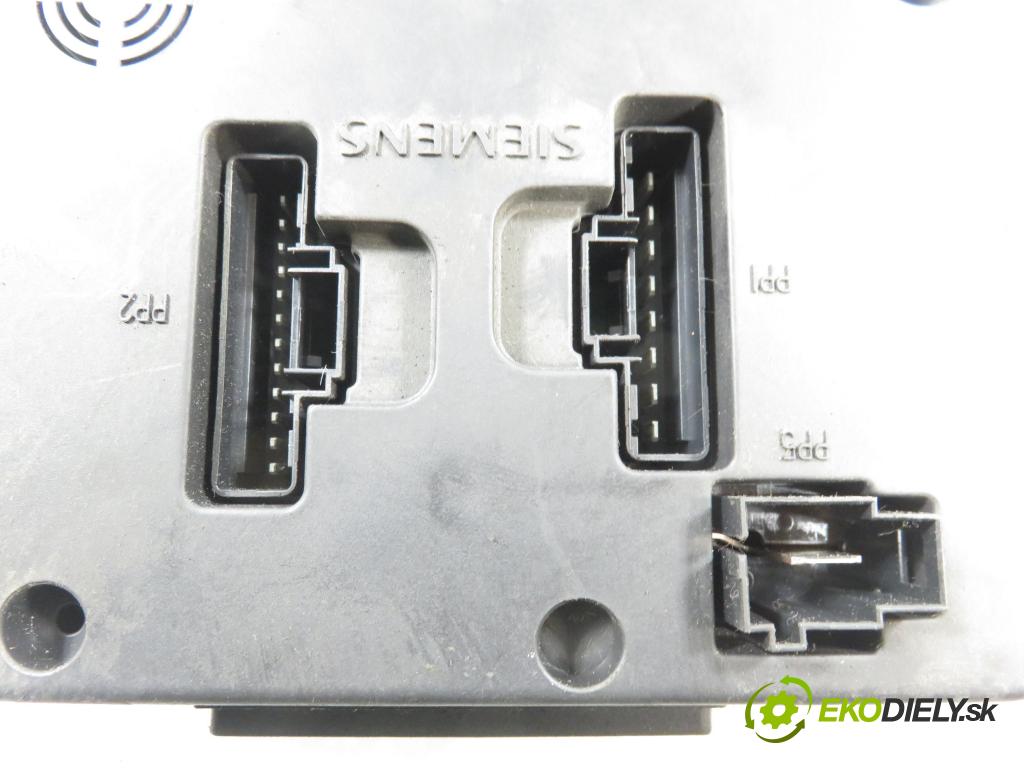 RENAULT SCENIC I (JA0/1_) MINIVAN 2001 59,00 1.9 dTi 80 - F9Q 744 1870,00 MODUL BSI 8200029342B ; S108502610G