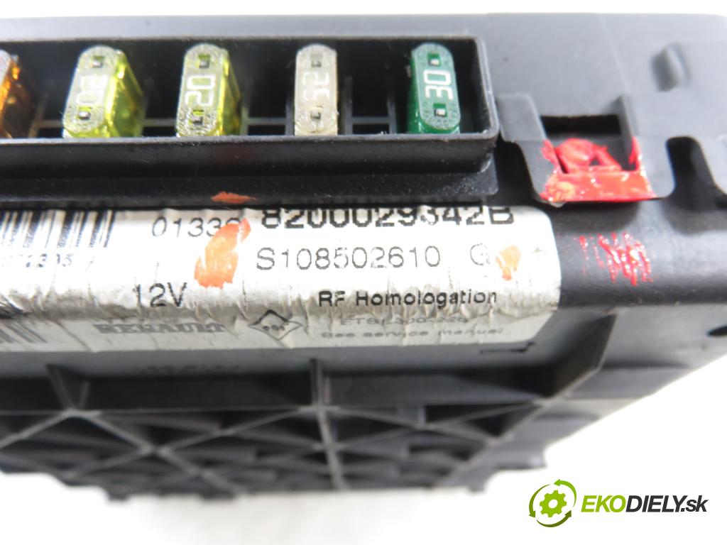RENAULT SCENIC I (JA0/1_) MINIVAN 2001 59,00 1.9 dTi 80 - F9Q 744 1870,00 MODUL BSI 8200029342B ; S108502610G