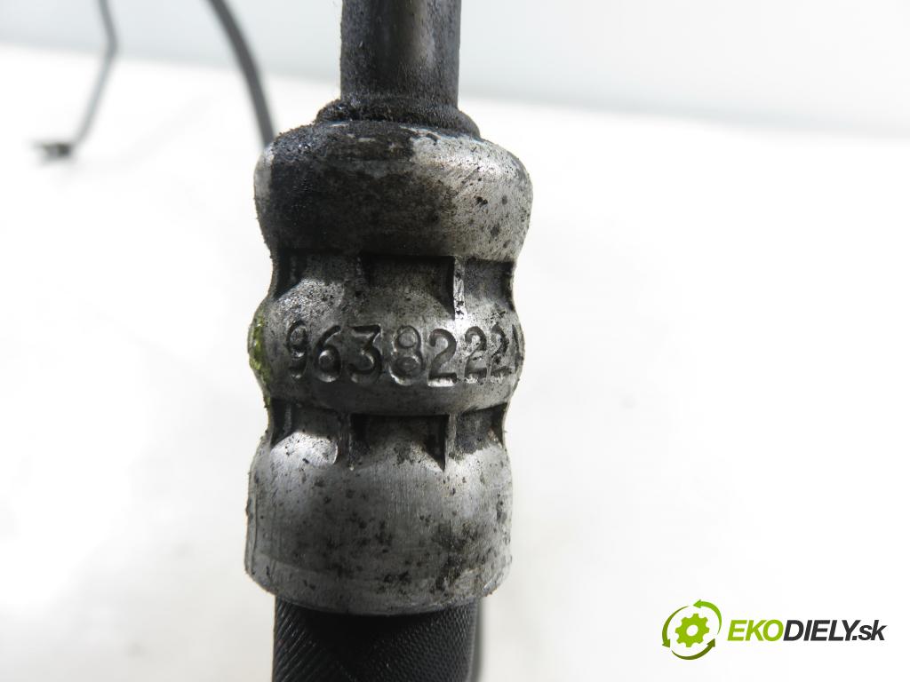 PEUGEOT 206 liftback (2A/C) HB 2002 55,00 1.4 75 - KFW 1360,00 rúrka / Rúra servočerpadlo 9638222480