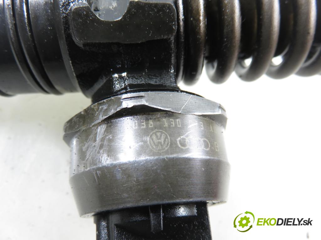 SEAT LEON (1M1) HB 2002 110,00 1.9 TDI PD 150 - ARL 1896,00 Vstrekovač 038130073AL ; 0414720039 (Vstrekovač paliva)