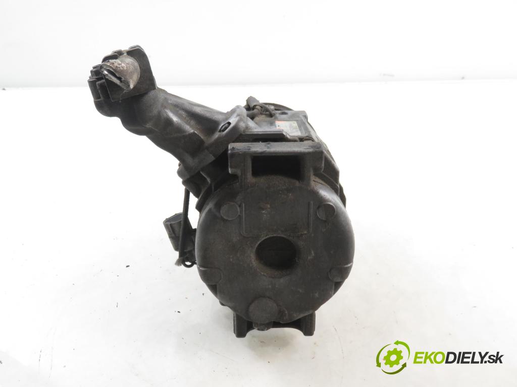 TOYOTA AVENSIS VERSO (_M2_) MINIVAN 2002 85,00 2.0 D (CLM20_) - 1CD-FTV 1995,00 KOMPRESOR: klimatizace 4472204223 (Kompresor klimatizace)