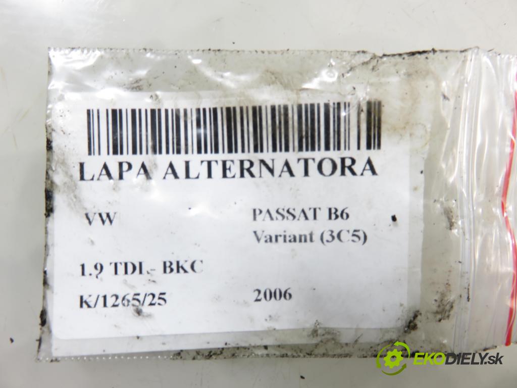 VW PASSAT B6 Variant (3C5) KOMBI 2006 77,00 1.9 TDI - BKC 1896,00 Uchytenie alternátora 038903143AF