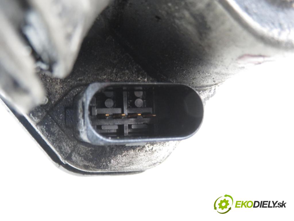 VW PASSAT B6 Variant (3C5) KOMBI 2006 77,00 1.9 TDI - BXE 1896,00 Škrtiaca klapka 038128063G (Škrtiaca klapka)