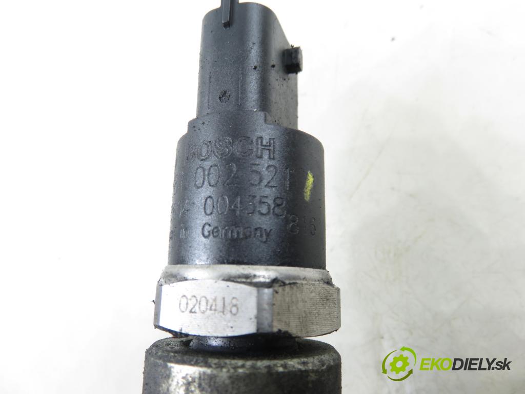 TOYOTA YARIS (_P1_) HB 2003 55,00 1.4 D-4D (NLP10_) - 1ND-TV 1364,00 Lišta vstrekovacia 2381033010 ; 0281002507 ; 0445214032 (Vstrekovacia lišta)