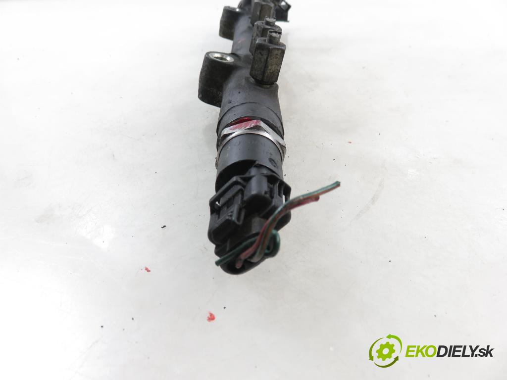 TOYOTA YARIS (_P1_) HB 2003 55,00 1.4 D-4D (NLP10_) - 1ND-TV 1364,00 Lišta vstrekovacia 2381033010 ; 0281002507 ; 0445214032 (Vstrekovacia lišta)