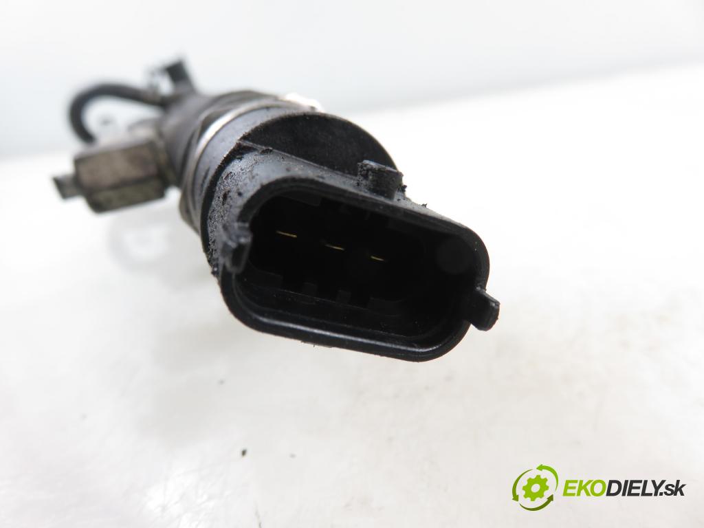 TOYOTA YARIS (_P1_) HB 2003 55,00 1.4 D-4D (NLP10_) - 1ND-TV 1364,00 Lišta vstrekovacia 2381033010 ; 0281002507 ; 0445214032 (Vstrekovacia lišta)