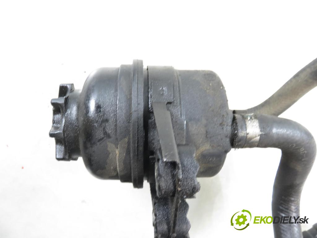 BMW 3 (E90) SEDAN 2005 95,00 318 i 129 - N46 B20 B 1995,00 rúrka / Rúra servočerpadlo