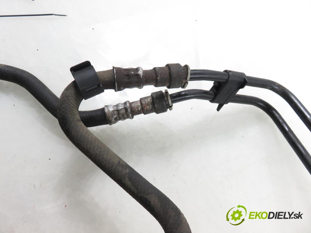 BMW 3 (E90) SEDAN 2005 95,00 318 i 129 - N46 B20 B 1995,00 rúrka / Rúra servočerpadlo