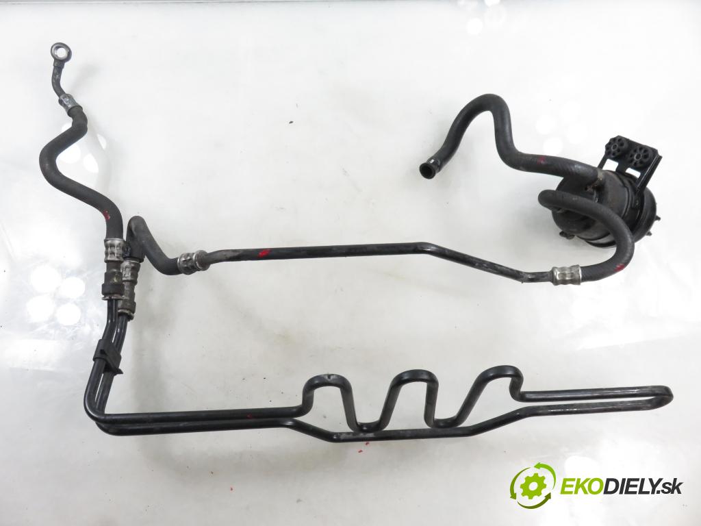 BMW 3 (E90) SEDAN 2005 95,00 318 i 129 - N46 B20 B 1995,00 rúrka / Rúra servočerpadlo