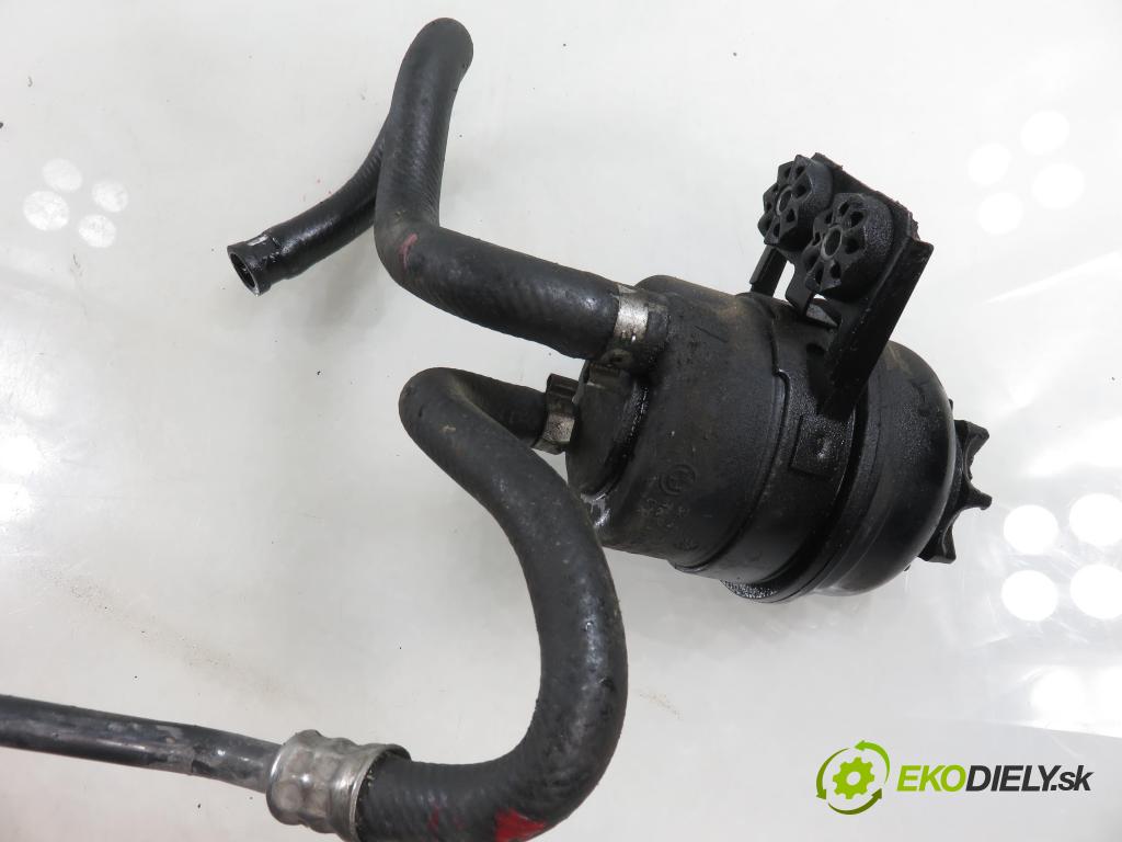 BMW 3 (E90) SEDAN 2005 95,00 318 i 129 - N46 B20 B 1995,00 rúrka / Rúra servočerpadlo