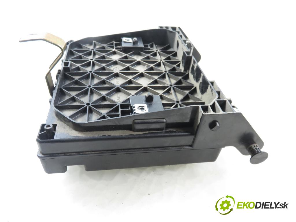 FORD GALAXY (WGR) MINIVAN 2006 103,00 2.3 16V - E5SB 2295,00 MODUL BSI S120042300D ; 7M3962258AM ; 5M2114B205CA