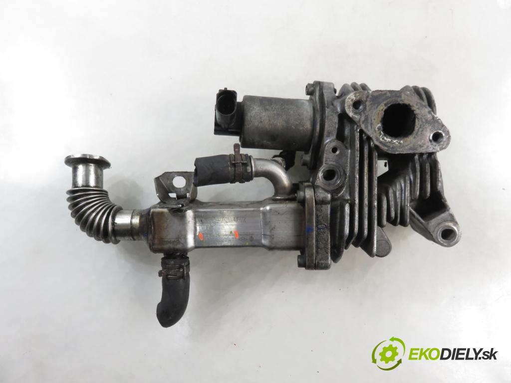 RENAULT SCENIC II (JM0/1_) MINIVAN 2004 88,00 1.9 dCi 120 - F9Q 812 1870,00 Chladič spalín 70007504 ; 7284300601