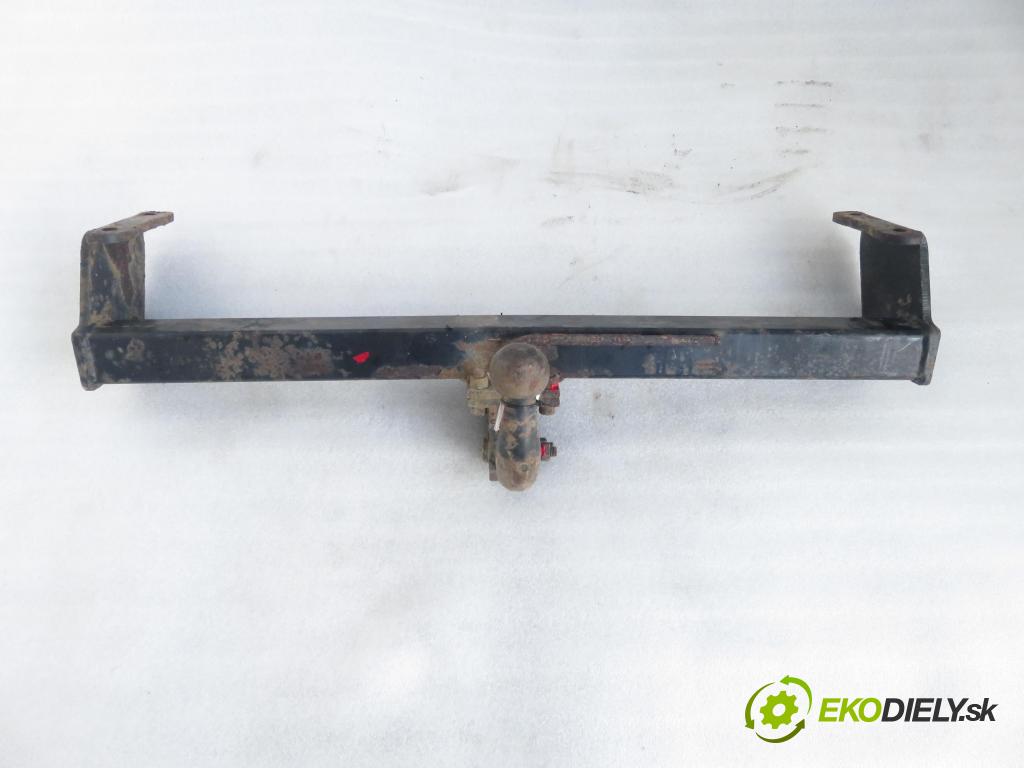 SUZUKI GRAND VITARA I (FT, HT) TERENOWY 2002 64,00 2.0 TD 87 4x4 - RF (MAZDA) 1998,00 Hák 