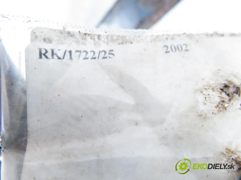 SUZUKI GRAND VITARA I (FT, HT) TERENOWY 2002 64,00 2.0 TD 87 4x4 - RF (MAZDA) 1998,00 Hák