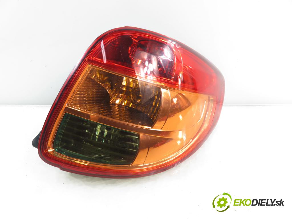 FIAT SEDICI (189_) CROSSOVER 2007 88,00 1.9 D Multijet 120 4x4 - D19AA 1910,00 Svetlo pravé zadné