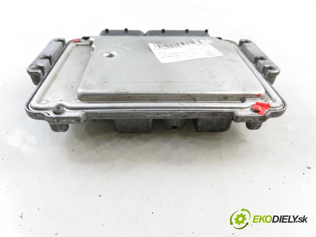 FIAT SEDICI (189_) CROSSOVER 2007 88,00 1.9 D Multijet 120 4x4 - D19AA 1910,00 Riadiaca jednotka Motor 0281012992 ; 55204652