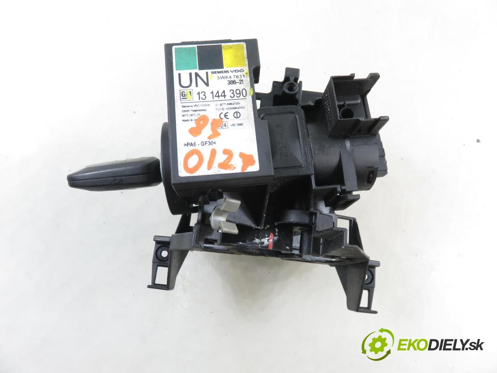 OPEL MERIVA A nadwozie wielkoprzestrzenne (MPV) (X03) HB 2006 92,00 1.8 - Z 18 XE 1796,00 spinačka 90589389 ; 5WK47631 ; 13144390 (Spínacia skrinka)