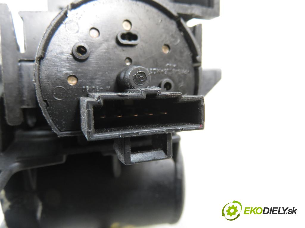 OPEL MERIVA A nadwozie wielkoprzestrzenne (MPV) (X03) HB 2006 92,00 1.8 - Z 18 XE 1796,00 spinačka 90589389 ; 5WK47631 ; 13144390 (Spínacia skrinka)