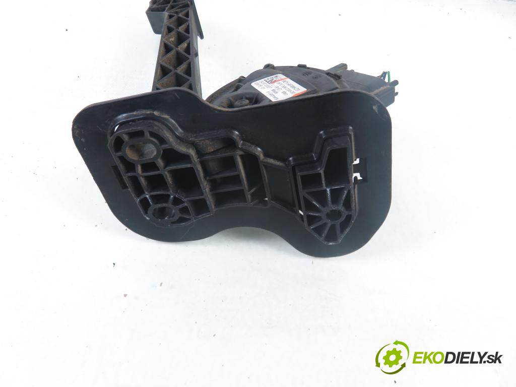 FORD TRANSIT Furgon (FA_ _) FURGON 2012 92,00 2.2 TDCi - CYFB 2198,00 Potenciometer plynu 6C119F836CB ; 6PV00923800 (Potenciometer plynového pedálu)