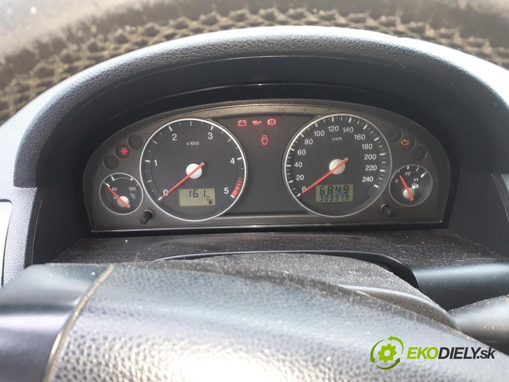 FORD MONDEO III (B5Y) LIFTBACK 2004 114,00 2.2 TDCi - QJBA 2198,00 Prístrojovka elektrický 3S7T10849JD