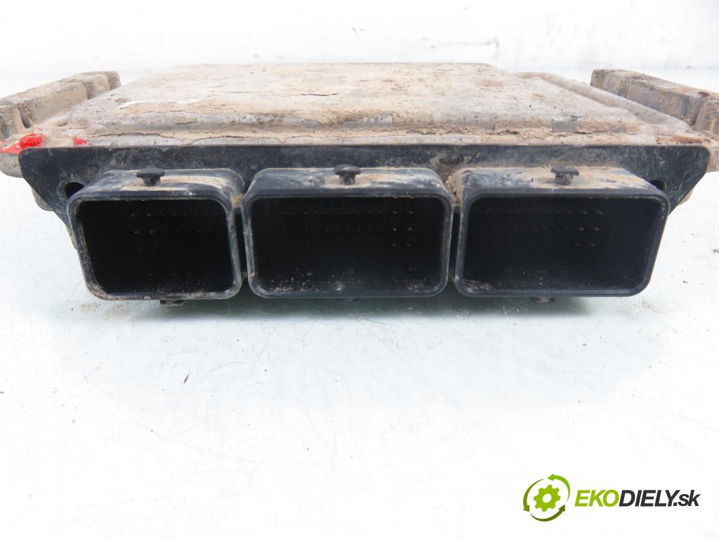 OPEL MOVANO Platforma / podwoyie (X70) KABINA/PLATFORMA 2007 0,00 2.5 CDTI - G9U 650 2464,00 Riadiaca jednotka Motor 0281013363 ; 8200635663 ; 8200695639