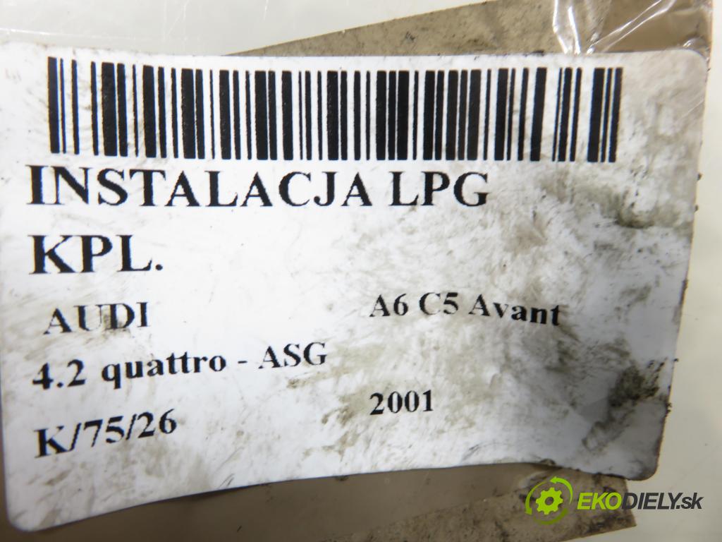 AUDI A6 Avant (4B5, C5) KOMBI 2001 220,00 4.2 quattro - ASG 4172,00 Lišta vstrekovacia LPG 110R004686