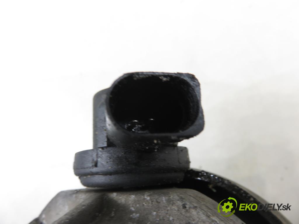 AUDI A6 Avant (4B5, C5) KOMBI 2001 220,00 4.2 quattro - ASG 4172,00 AirBag Motor 4B3199379C