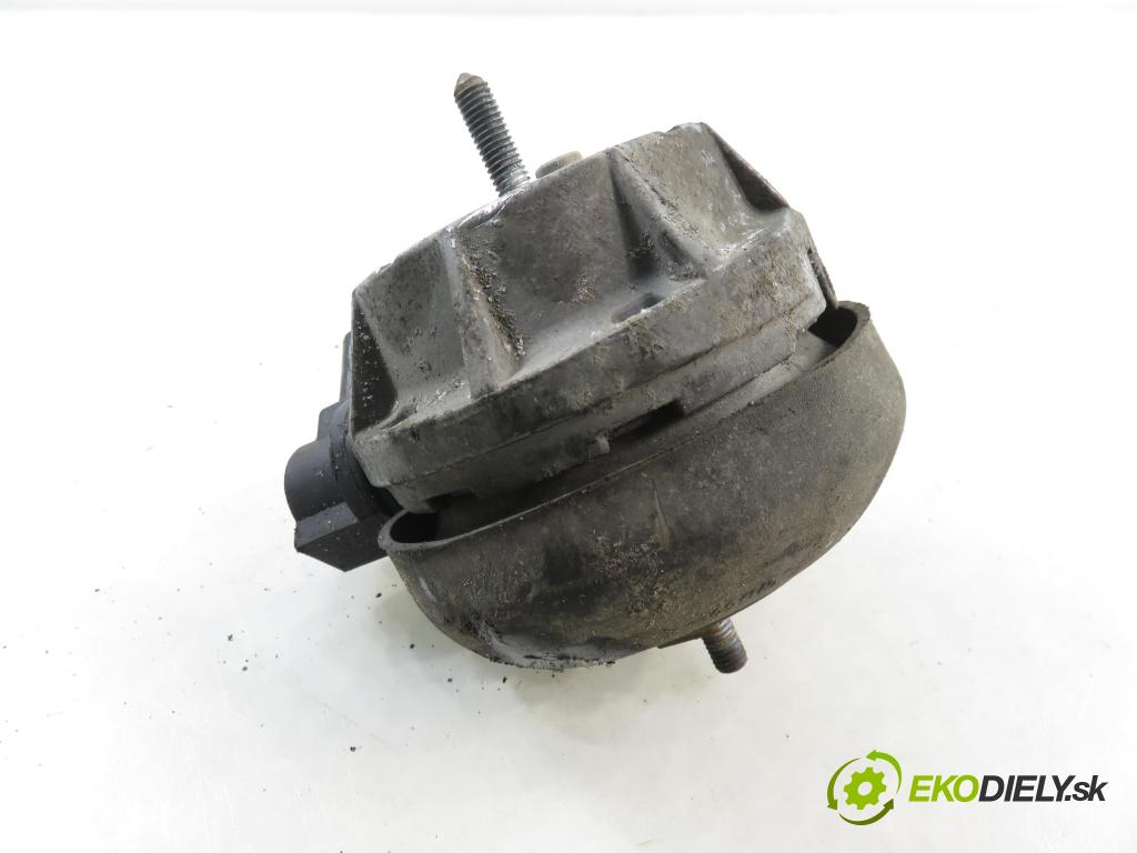 AUDI A6 Avant (4B5, C5) KOMBI 2001 220,00 4.2 quattro - ASG 4172,00 AirBag Motor 4B3199379C