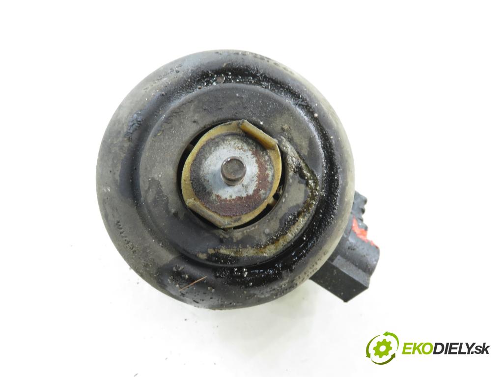 AUDI A6 Avant (4B5, C5) KOMBI 2001 220,00 4.2 quattro - ASG 4172,00 AirBag Motor 4B3199379C
