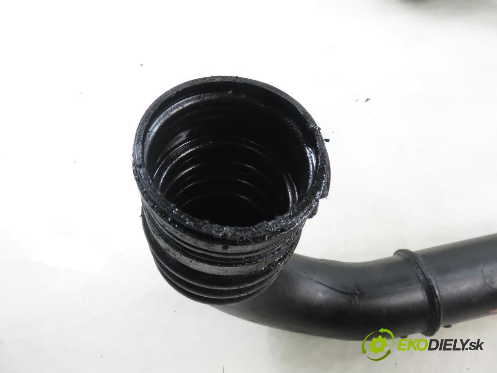 RENAULT MASTER II Skrzynia (FD) FURGON 2006 66,00 2.2 dCI 90 - G9T 750 2188,00 Rúra intercoolera turba 8200230579B