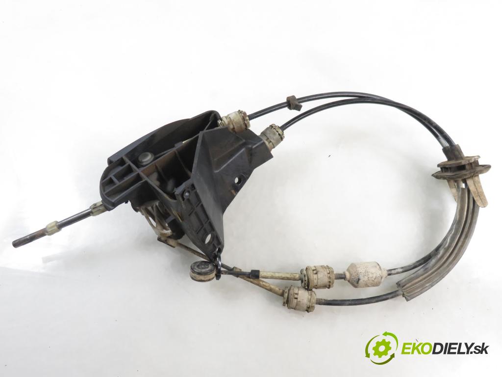 OPEL MOVANO Platforma / podwoyie (X70) KABINA/PLATFORMA 2007 0,00 2.5 CDTI - G9U 650 2464,00 ZVEDÁK: 8200201293