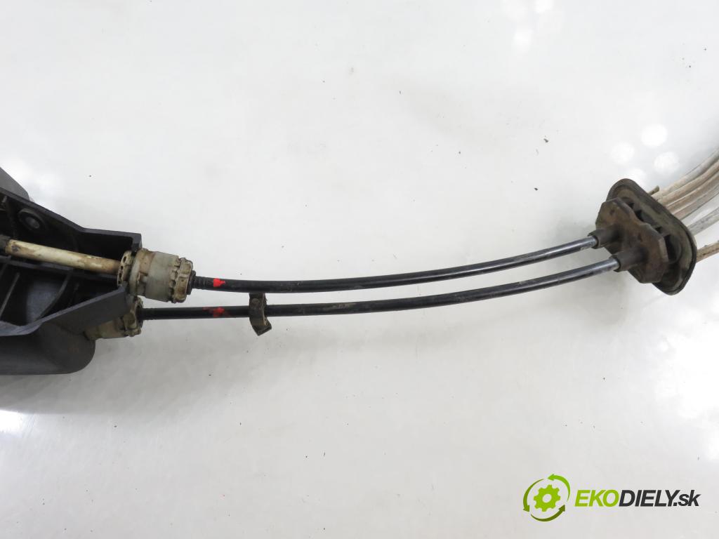 OPEL MOVANO Platforma / podwoyie (X70) KABINA/PLATFORMA 2007 0,00 2.5 CDTI - G9U 650 2464,00 ZVEDÁK: 8200201293