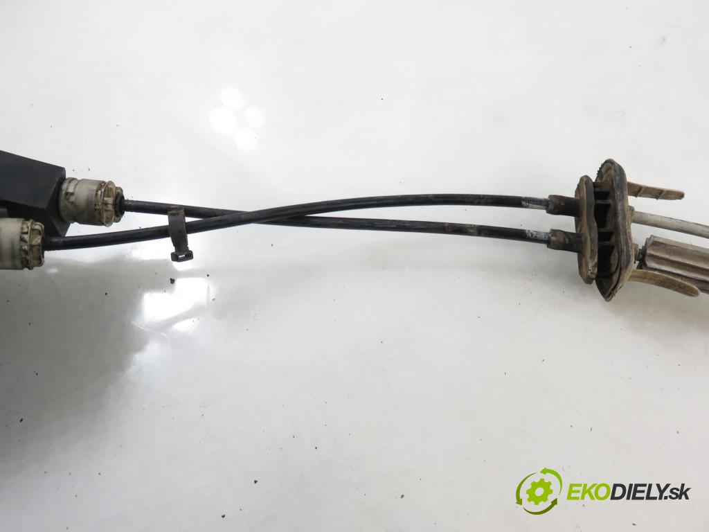 OPEL MOVANO Platforma / podwoyie (X70) KABINA/PLATFORMA 2007 0,00 2.5 CDTI - G9U 650 2464,00 ZVEDÁK: 8200201293