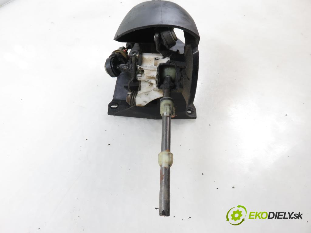 OPEL MOVANO Platforma / podwoyie (X70) KABINA/PLATFORMA 2007 0,00 2.5 CDTI - G9U 650 2464,00 ZVEDÁK: 8200201293