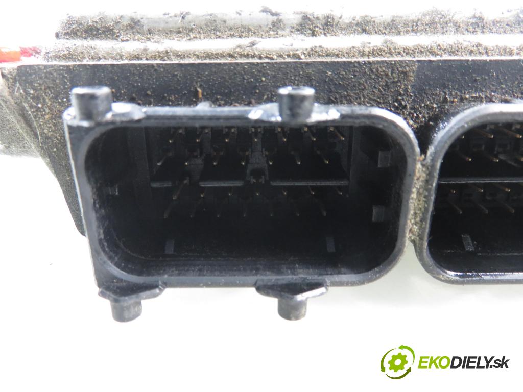 FIAT PANDA (169_) HB 2005 40,00 1.1 54 - 187 A1.000 1108,00 Riadiaca jednotka Motor 51793113 ; IAW4AFSS