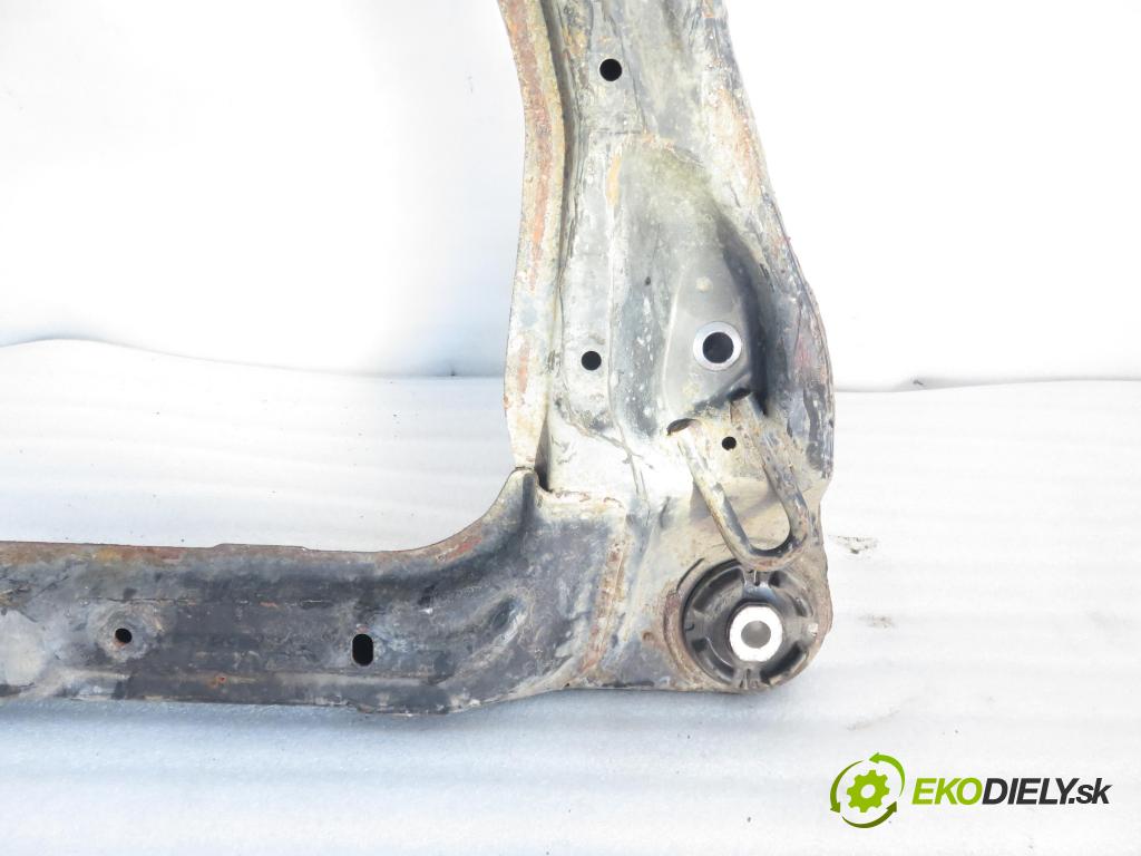 HONDA ACCORD VIII (CU) SEDAN 2009 110,00 2.2 i-DTEC (CU3) - N22B1 2199,00 PŘEDNÍ: